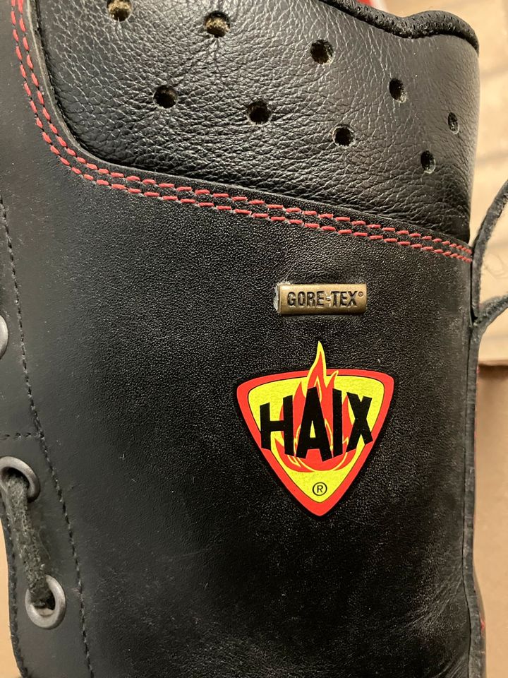 Haix Fire Flash Feuerwehr Schnürstiefel Gr. EU 43 Top Zustand in Dingolfing