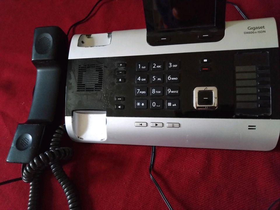 Gigaset DX600A ISDN (Telefon Haupt-Basisstation) in Marburg