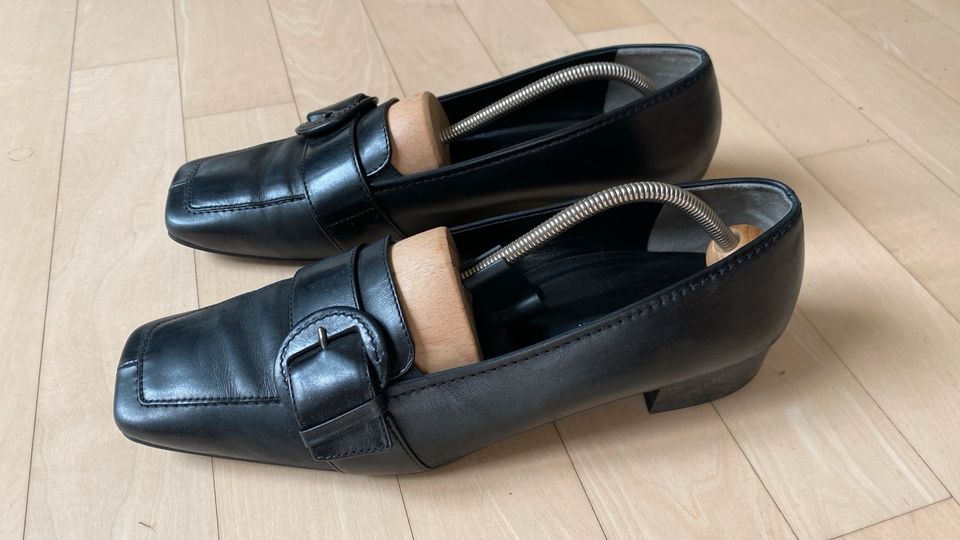 PAUL GREEN Slipper schwarz mit Schnalle Gr. 7 in Stuttgart