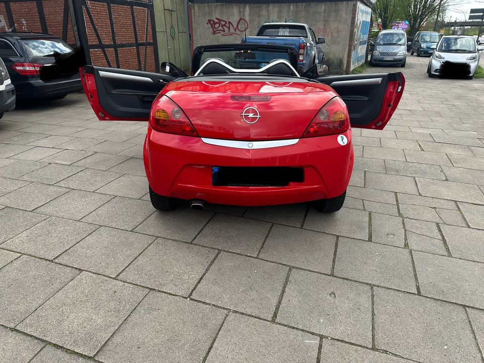 Opel Tigra Twintop 1.8, 125 PS in Hamburg