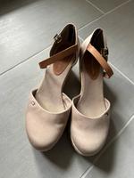 Hilfiger Keilpumps beige 38 Nordrhein-Westfalen - Mönchengladbach Vorschau