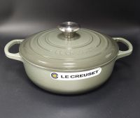 ‼️Le Creuset Signature Bräter/Topf 24cm. Farbe Thyme. NEU Nordrhein-Westfalen - Kranenburg Vorschau