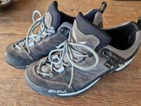 Salewa Damen Wanderschuh Mountain Trainer 2 GORE-TEX® Nordrhein-Westfalen - Willich Vorschau