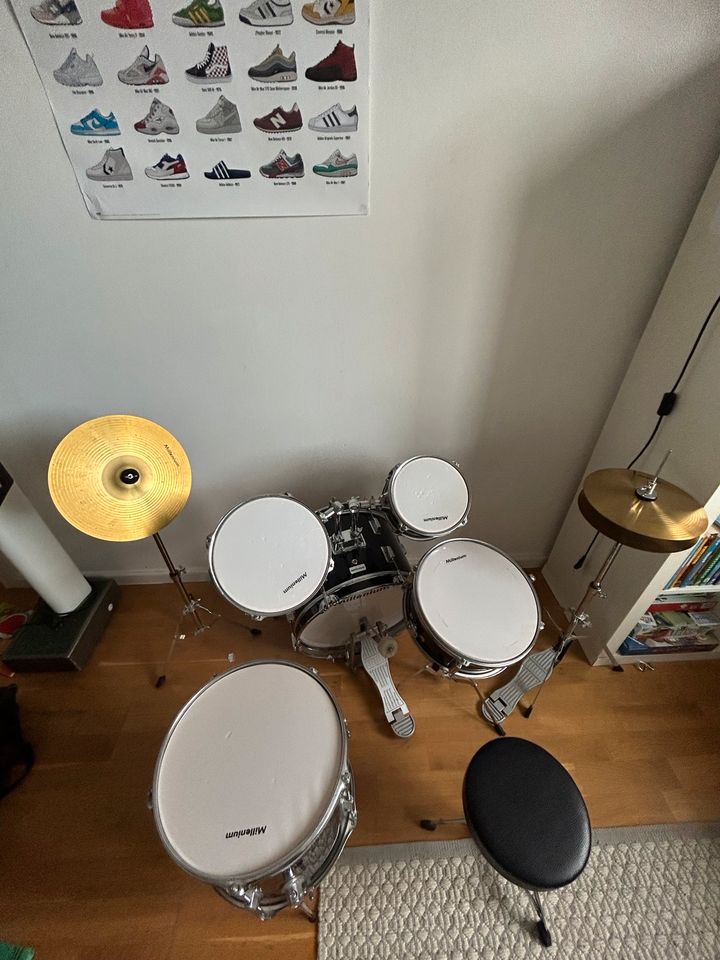Schlagzeug für Kinder, perfekt zum starten in Berlin