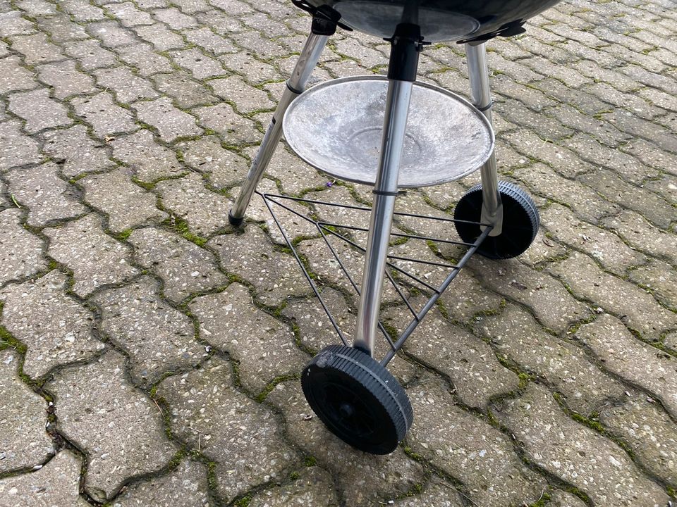 Webergrill 47 cm Durchmesser in Ramsthal