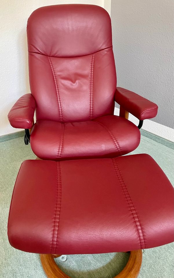 Originaler Stressless Sessel + Hocker in Grevesmuehlen