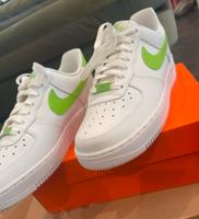 Nike Air force 1 sneaker AF1 Größe 39 lime neu Nordrhein-Westfalen - Velbert Vorschau