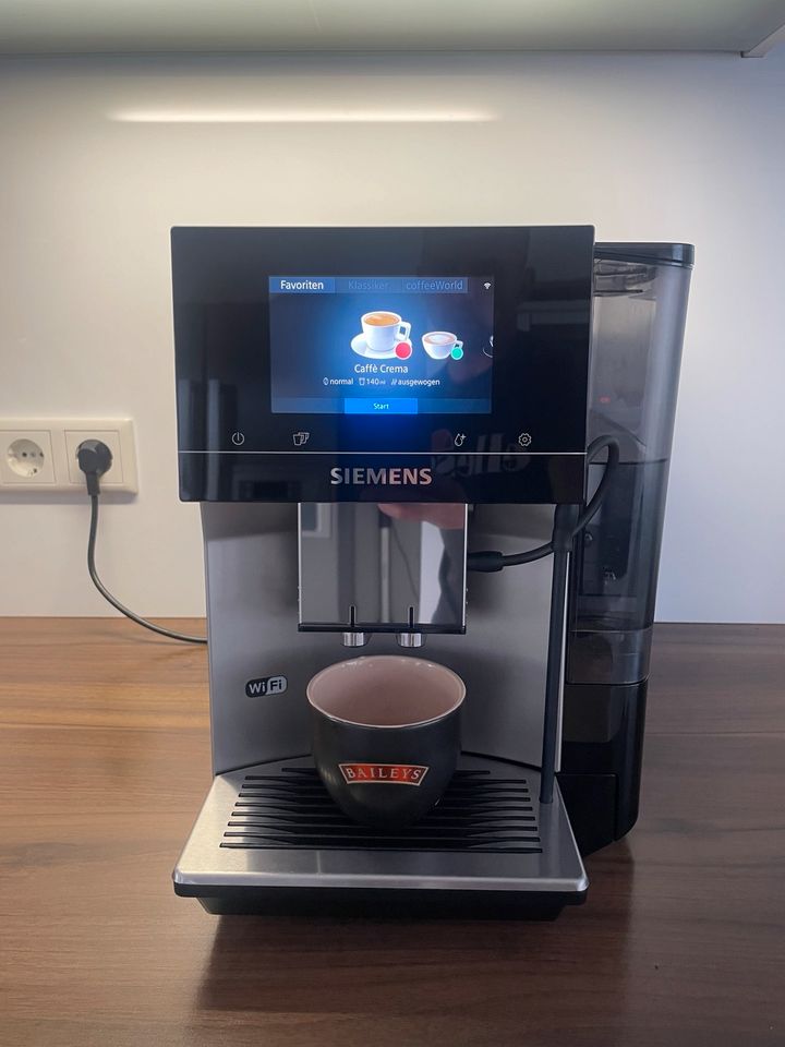 Siemens Kaffeemaschine EQ700 Classic in Weeze