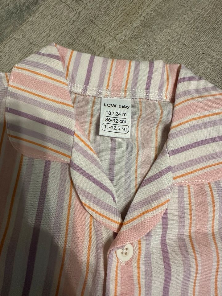 Neu! Mädchen Schlafanzug,86/92,Rosa,Pyjama,Nachthemd,Nachtwäsche in Stadtallendorf