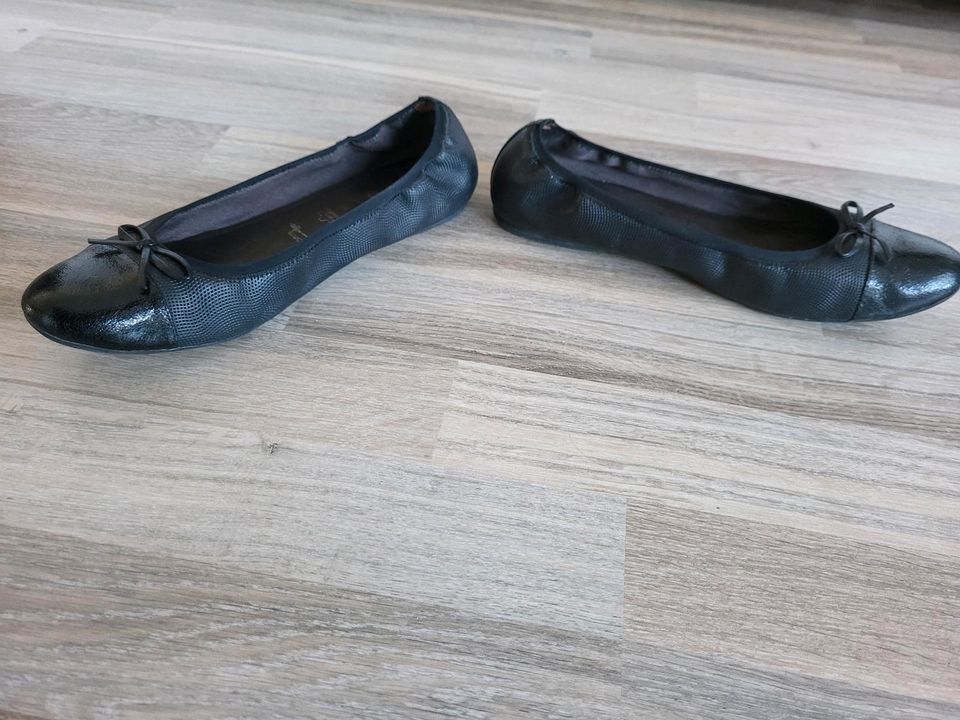 Tamaris Ballerina schwarz Größe 41 Touch it Sohle super bequem in  Nordrhein-Westfalen - Werl | eBay Kleinanzeigen ist jetzt Kleinanzeigen