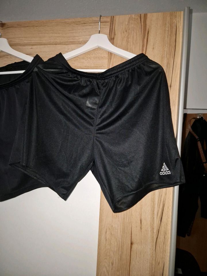 Adidas/Kipsta shorts S/M/L in Zirndorf
