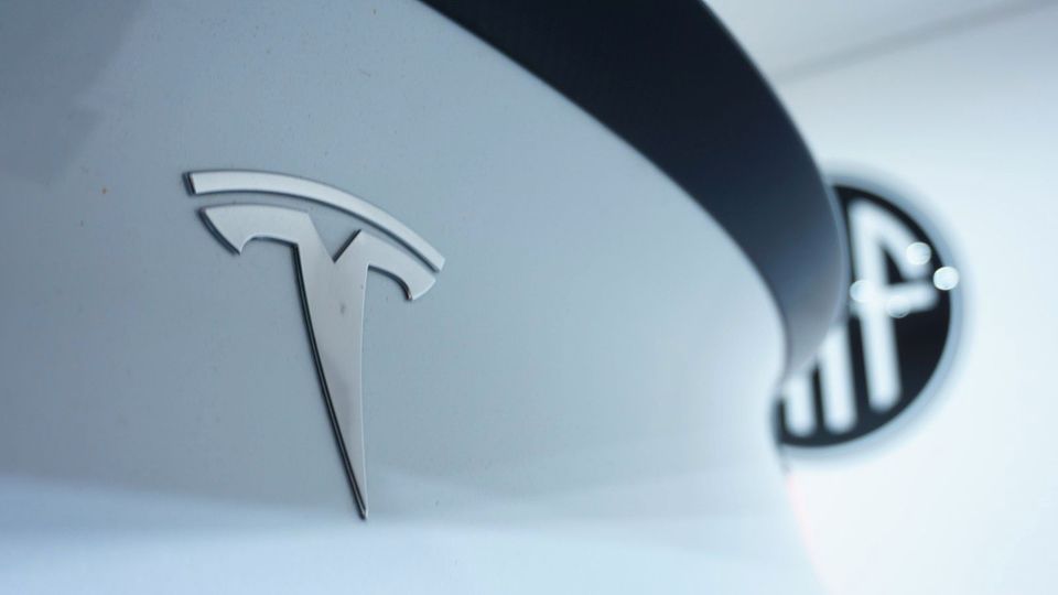 Tesla Model 3 Performance Dual AWD*Enhanced Autopilot* in Remscheid