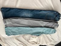 Verschiedene Jeanshosen Levi’s Sisley Benetton Hessen - Nidderau Vorschau