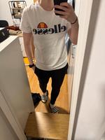 T-Shirt von Ellesse Hessen - Heidenrod Vorschau