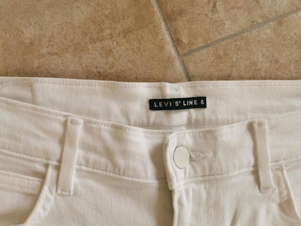 Wie neu❗Levi's skinny Jeans Line 8 - weiß - Größe 30 - Damen in Lahnstein