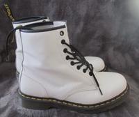 DR. MARTENS GR 40 PASCAL 1450 BOOTS WEISS WIE NEU STIEFEL Saarbrücken-Mitte - St Arnual Vorschau