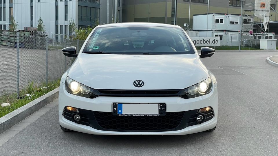 Volkswagen Scirocco 2.0 TSI SPORT in Esslingen