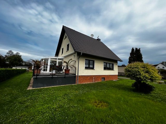 Gepflegtes EFH und Bungalow am Nordrand des Naturparks Märkische Schweiz sucht neue Eigentümer! in Ihlow