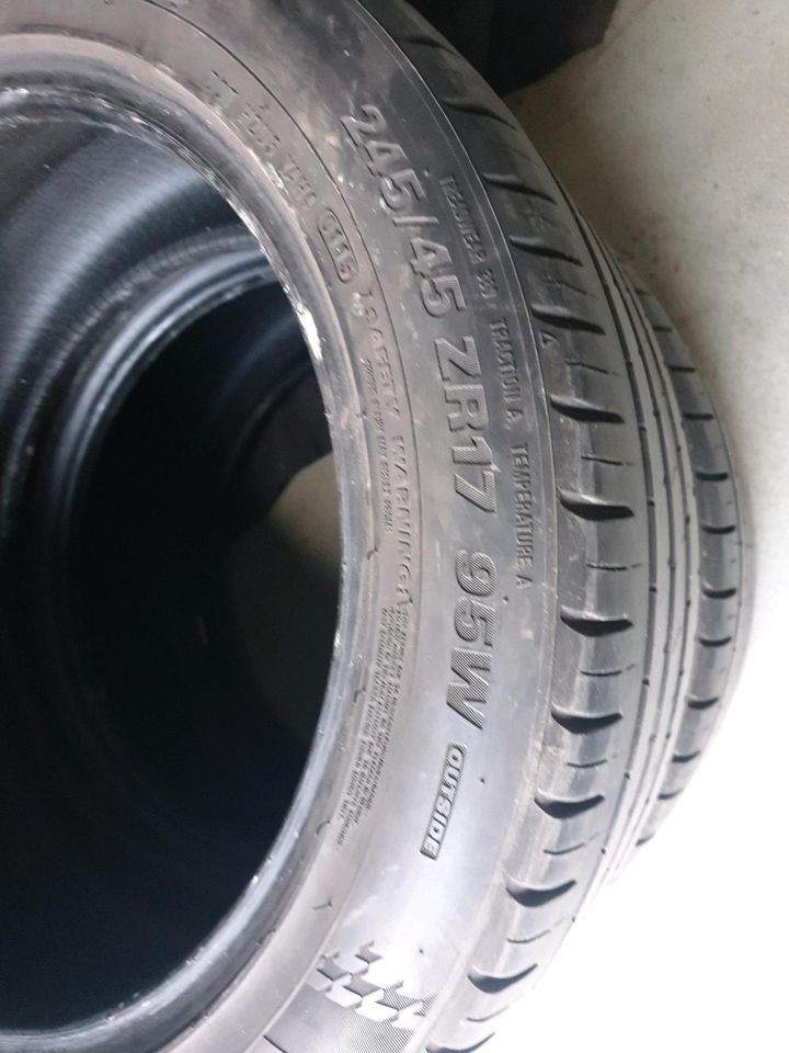 2 SOMMERREIFEN KUMHO 245 45 ZR17 95W DOT0115 Nr.833 in Wuppertal