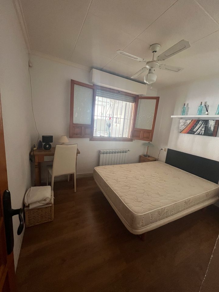 2 Schlafzimmer Reihenhaus in La Marina San Fulgencio mit gemütlicher Wohnküche Costa Blanca Süd in München