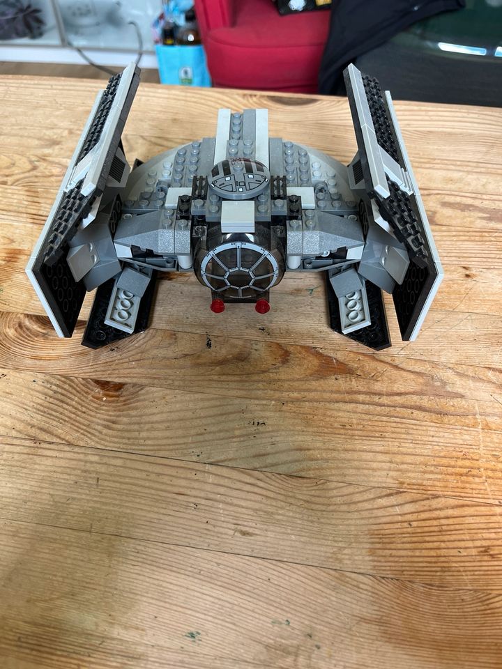 Lego Star wars Tie-Jäger in Essen