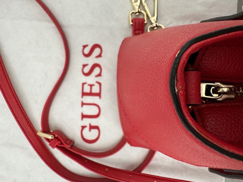 Guess Handtasche in Coburg