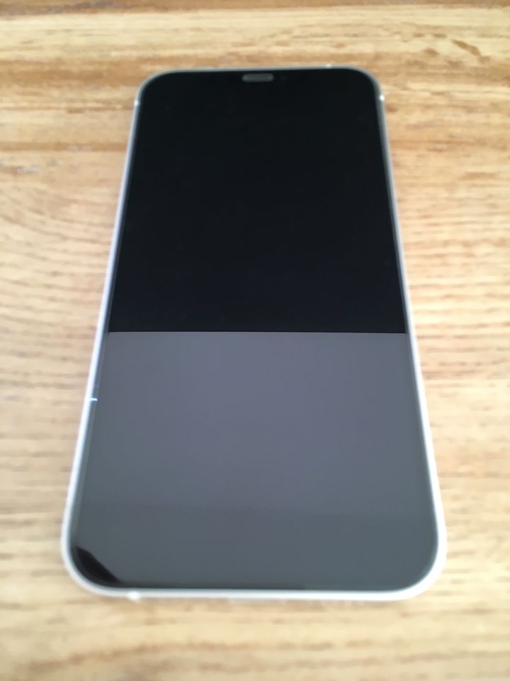Apple iPhone 12 128 GB white - wie neu in Nürnberg (Mittelfr)