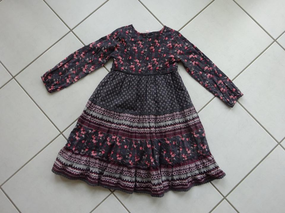 Kleid Herbstkleid langarm grau gemustert 2-lagig Größe 122 in Ebensfeld