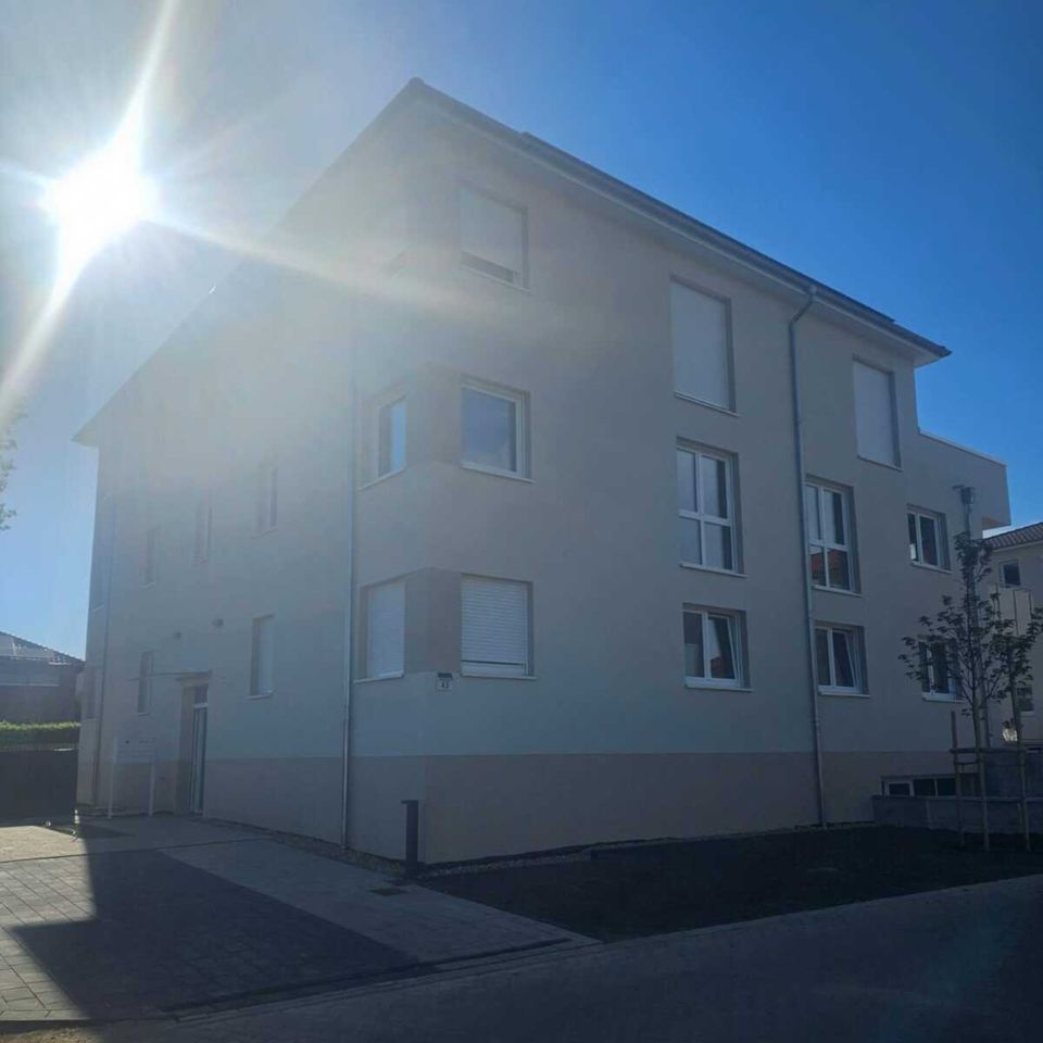 Moderne Wohnung mit Süd-Balkon in Schwülper! Barrierefrei, Aufzug, Keller, PV in Schwülper