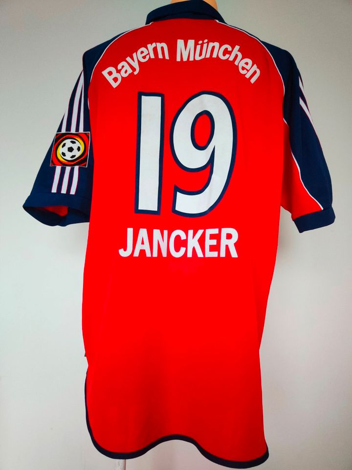 FC Bayern München adidas retro trikots Jancker Bundesliga in Sonneberg