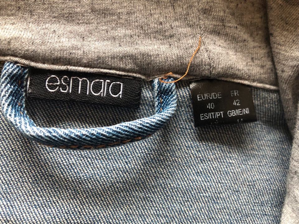 Esmara Jeans/Hoodie-Jacke 55x38cm NEUWERTIG in Bevern (Holstein)