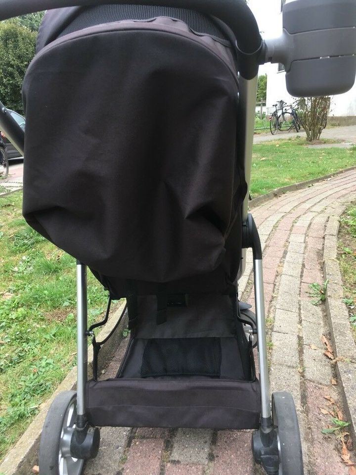 Buggy Kinderwagen in Belm