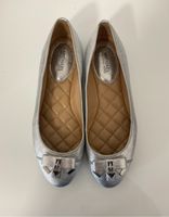 Silberne Michael Kors Ballerinas Größe 38 Stuttgart - Feuerbach Vorschau