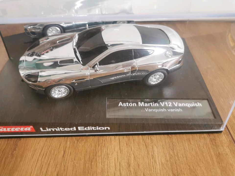 Slot car Carrera Aston Martin V12 Vanquish 1:32 in Großmehring