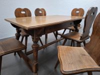 Antikes wunderschönes Esszimmer 1 Tisch und 6 Stühle Hessen - Schotten Vorschau