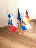 Tischflaggen sowie 3er/5er Ständer Holz Städtepartnerschaft Bayern - Neufahrn in Niederbayern Vorschau