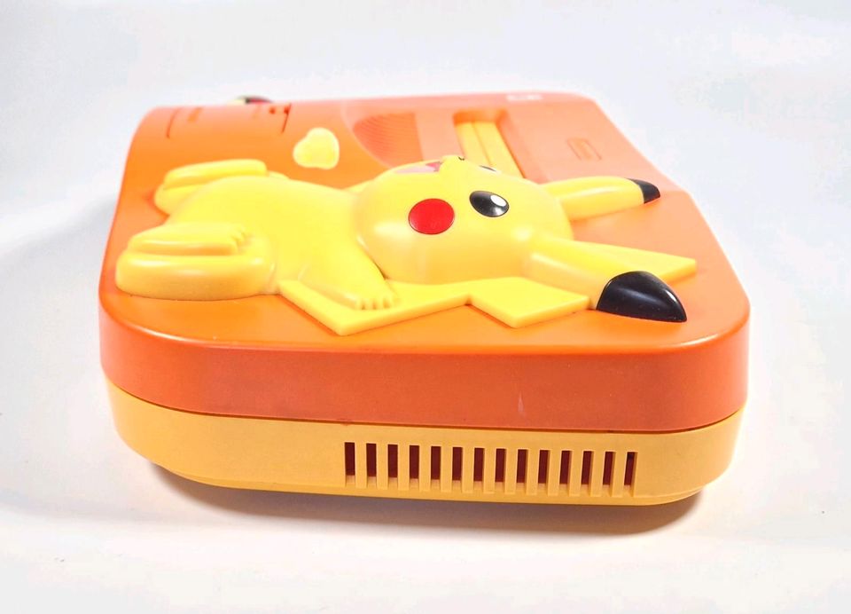 Original Nintendo 64 Konsole Pikachu Special Edition Japan Import in Frankfurt am Main