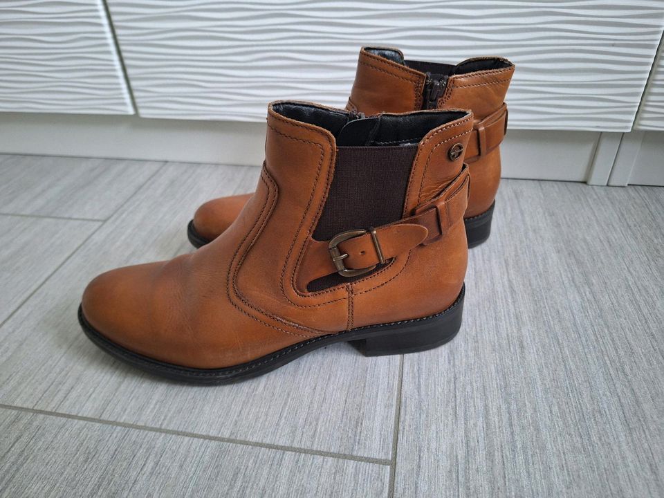 Tamaris Chelsea Boots Größe 38 in Marktbergel