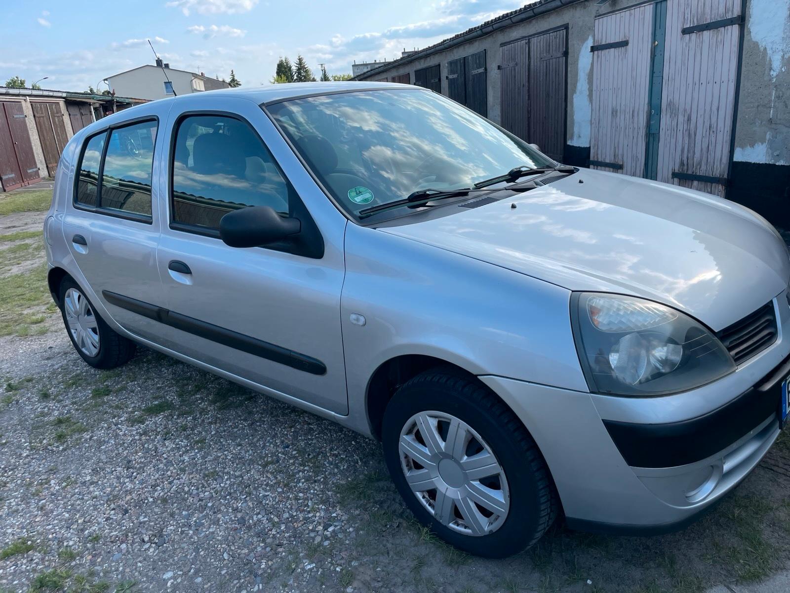 Abbildung des Autos Renault Clio 2  1.2 L TÜ…