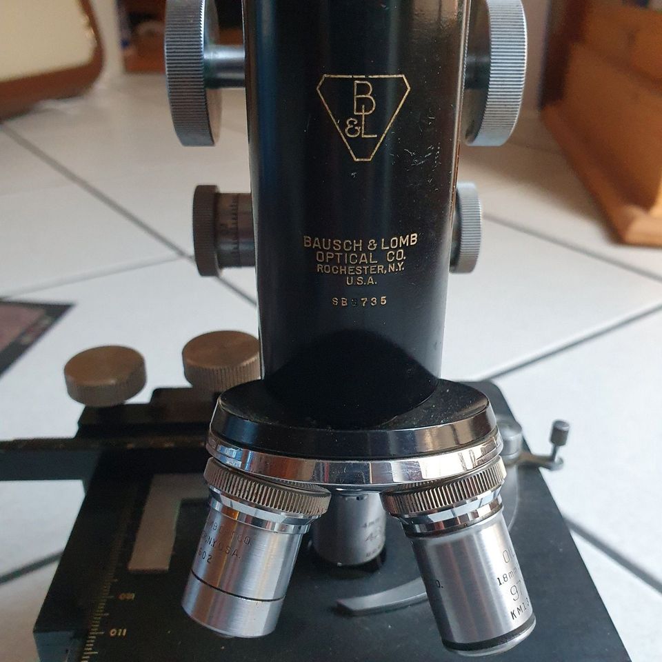 Mikroskop von Bausch & Lomb in Freinsheim