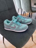 Nike damen Schuhe Größe 36.5 Hessen - Wöllstadt Vorschau