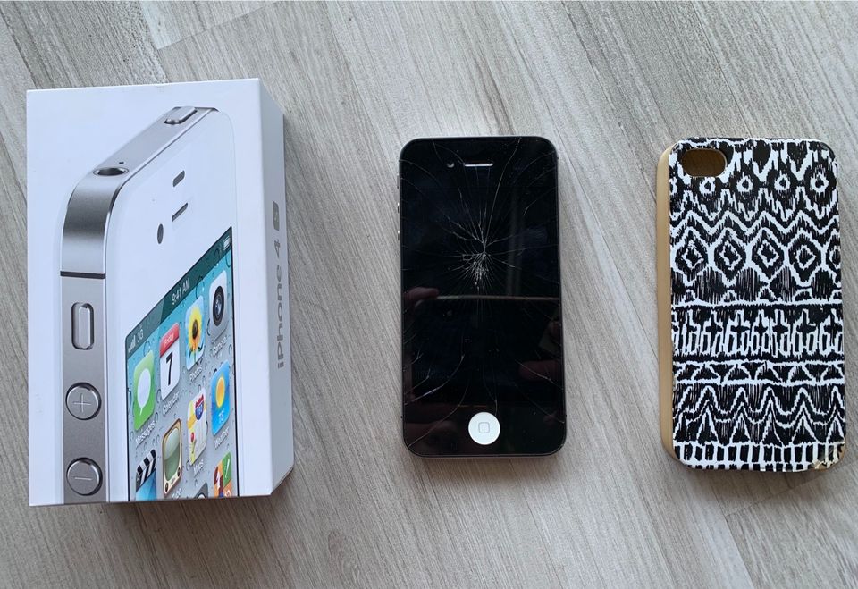 Apple iPhone 4s 16 GB mit Kopfhörer, Hülle und OVP in Weiden (Oberpfalz)