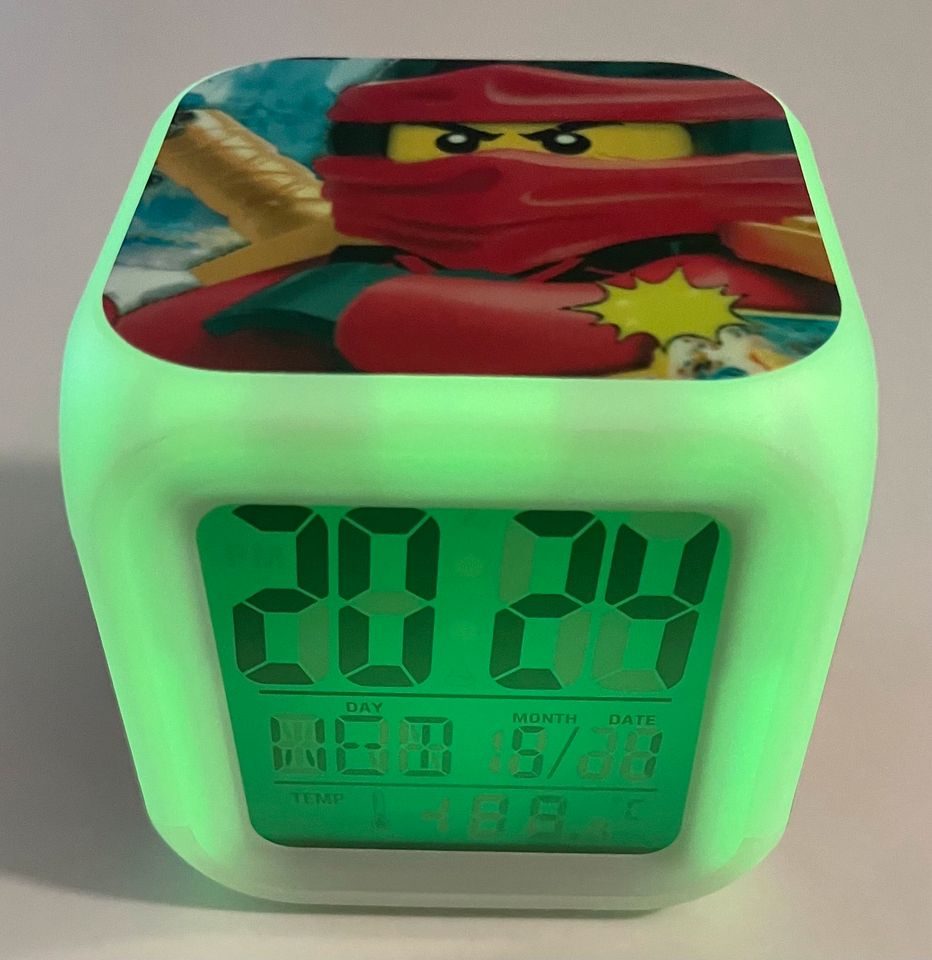 Ninjago LED Uhr Würfel neu in Remscheid