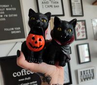 Halloween Katzen Figuren Deko Vampir Kürbis Horror Spooky Unikat Niedersachsen - Hildesheim Vorschau