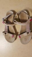 Sandalen Mädchen Leder Sommerschuhe Gr.33 beige/rosa schön gut Bayern - Augsburg Vorschau