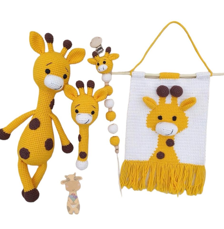 Giraffe für Baby, gehäkelt ,komplett set, Stofftier kuschelig in Memmingen