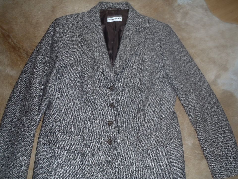 Gerry Weber Damen Blazer Jacke  Braun Beige Gr. 42 in Nauen