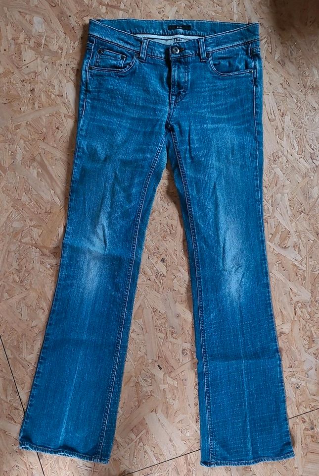 Hugo Boss Jeans 30/34 Hose in Lich