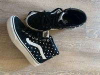 Vans Sneaker Gr. 38 mit Plateau Hessen - Hochheim am Main Vorschau