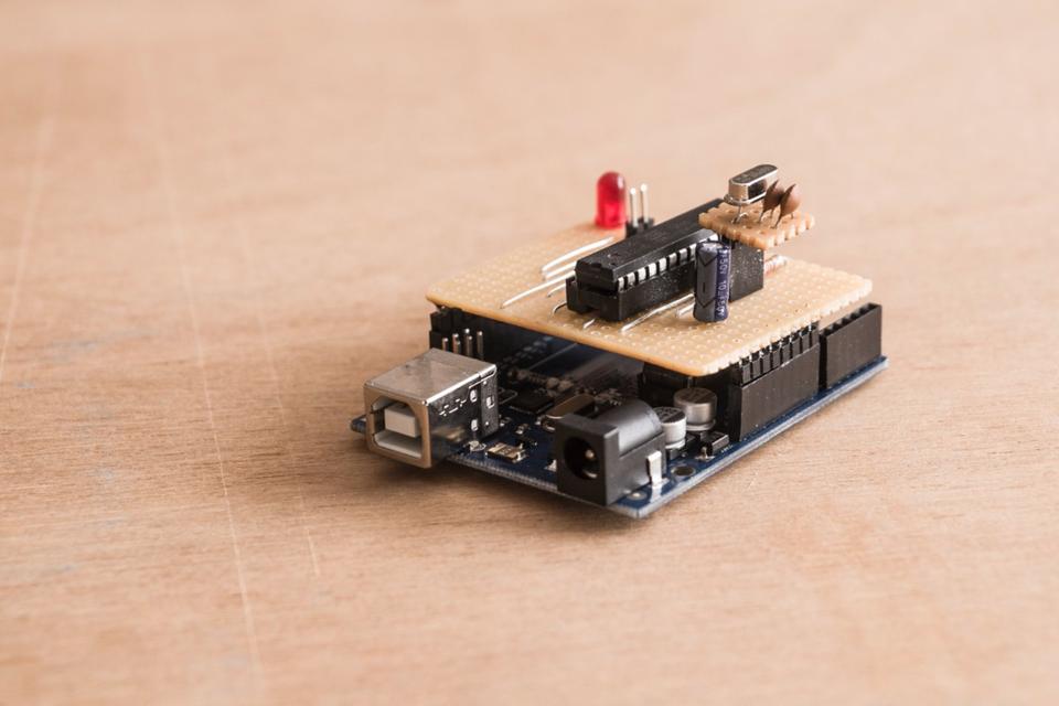 Arduino Atmega Mikrocontroller 28 Pin Programmiergerät Programmer in Hamburg